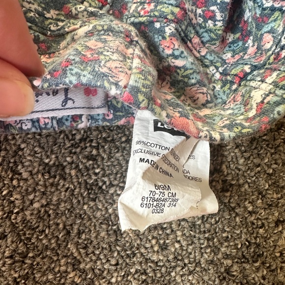 Baby Levi Leggings - Picture 2 of 3